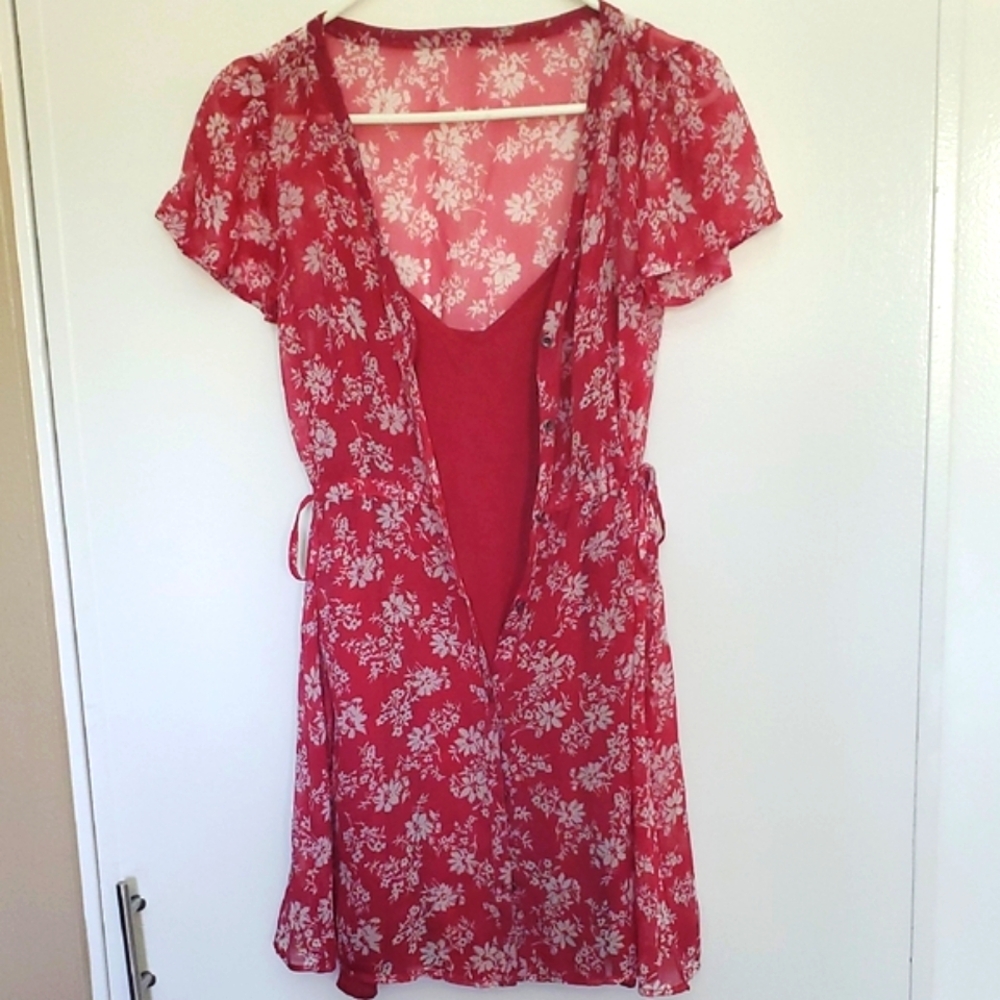 Abercrombie & Fitch Burgundy Dress with White Floral Design